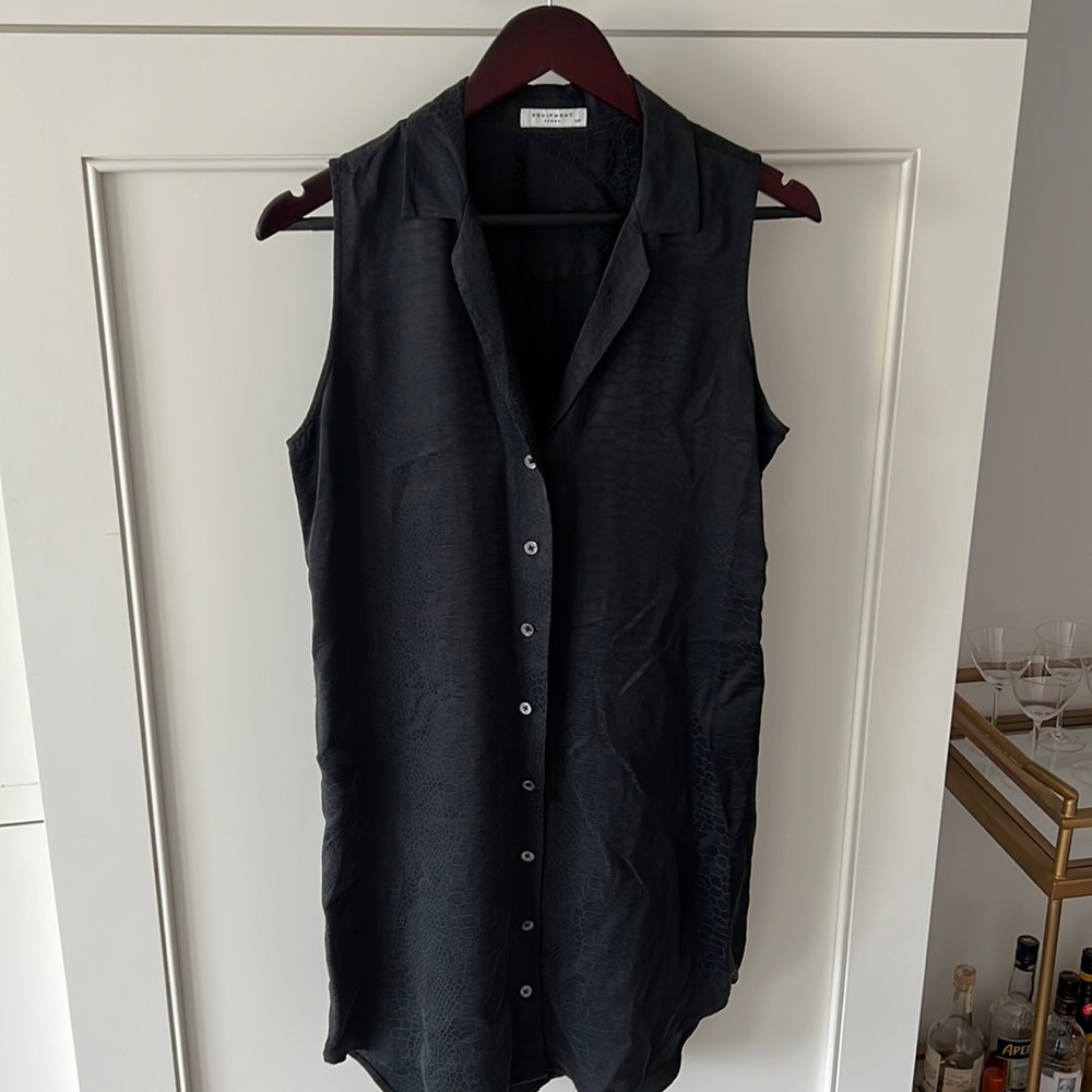 Black Equipment silk sleeveless snake embossed print dress size small.